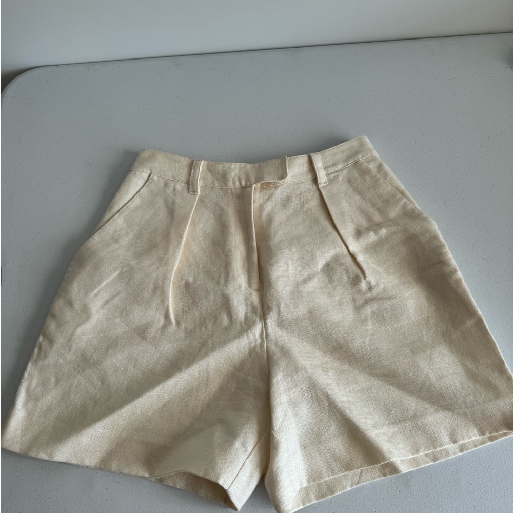 Who what wear linen blend shorts size small